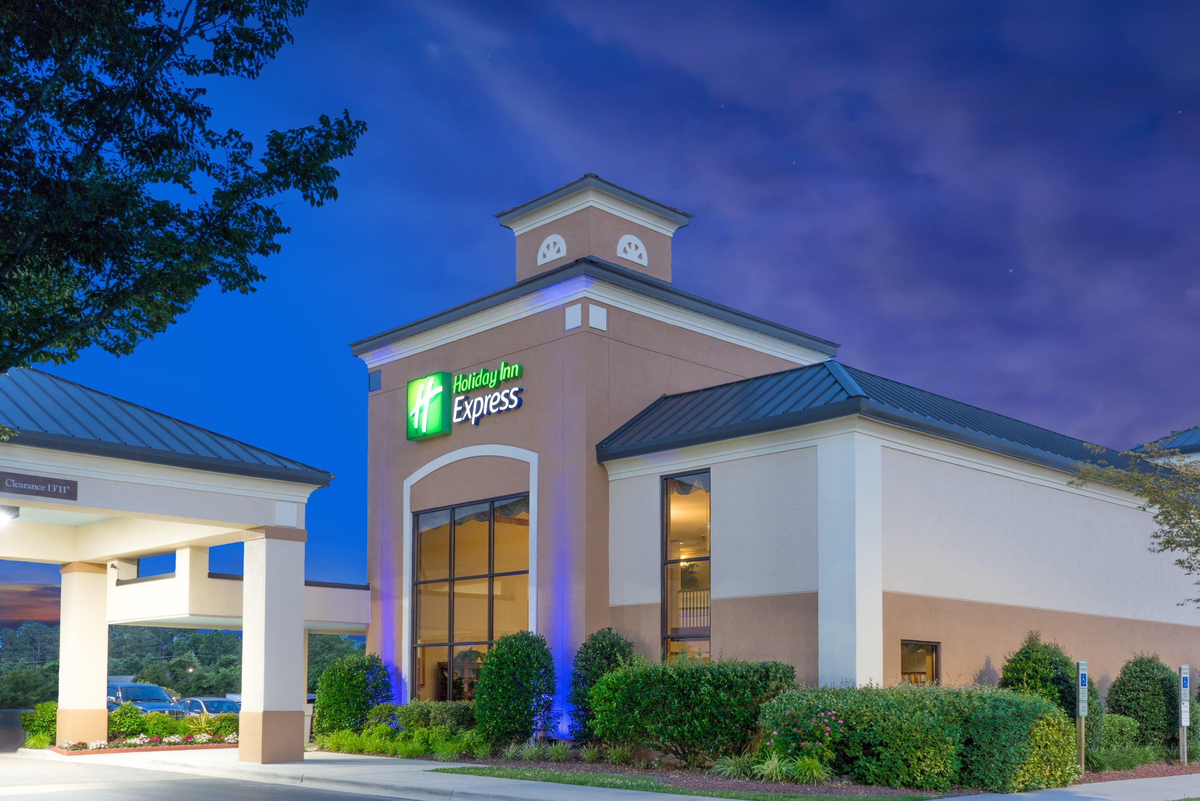 Hotel Clarion Pointe New Bern Exterior foto