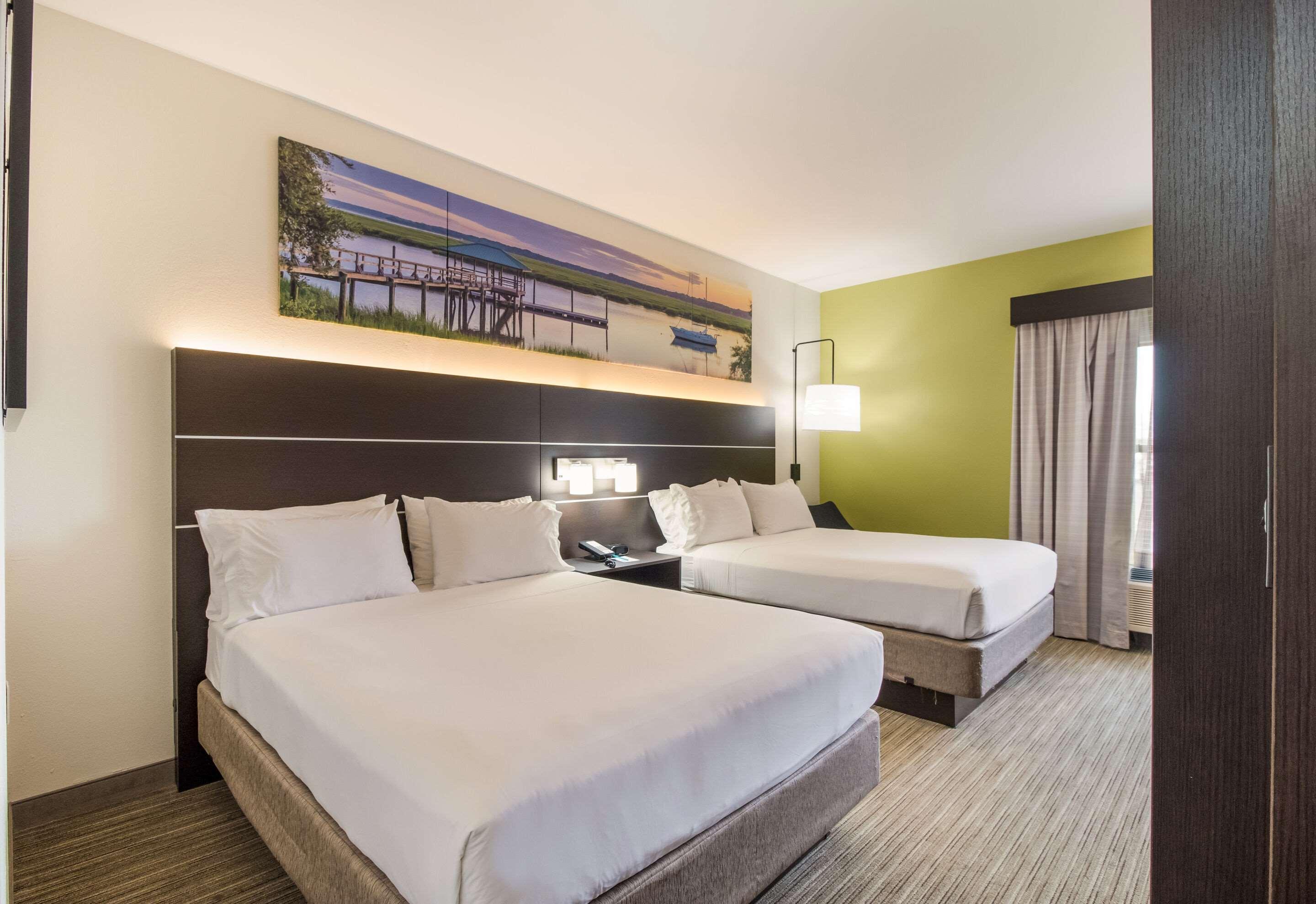 Hotel Clarion Pointe New Bern Exterior foto