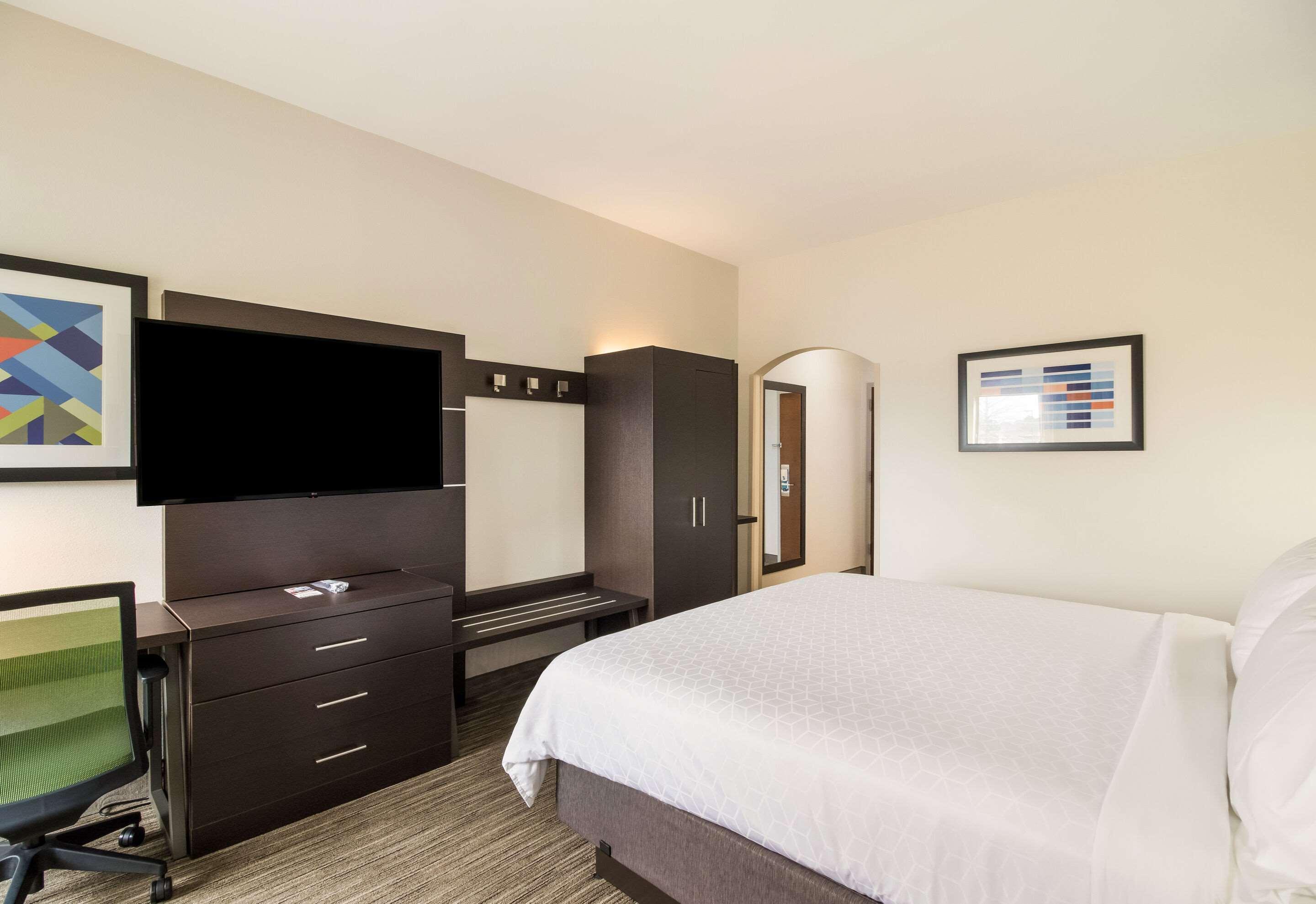 Hotel Clarion Pointe New Bern Exterior foto