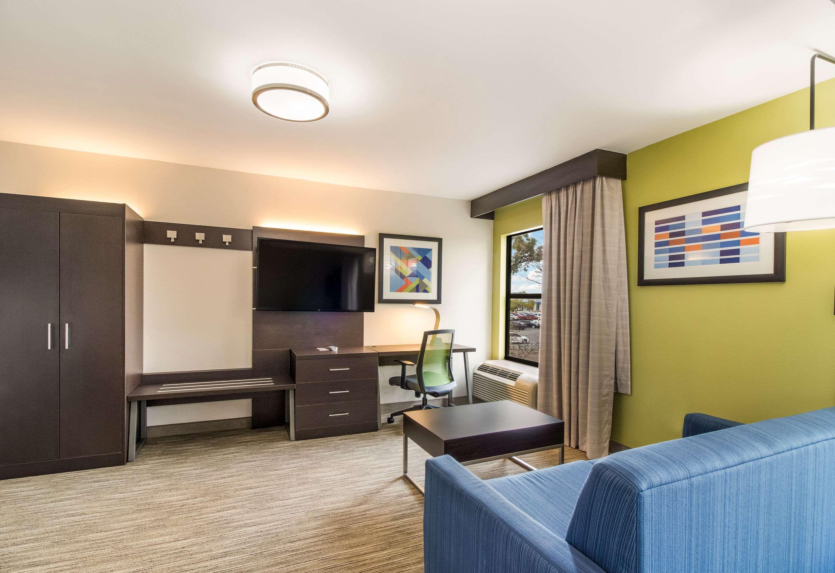 Hotel Clarion Pointe New Bern Exterior foto