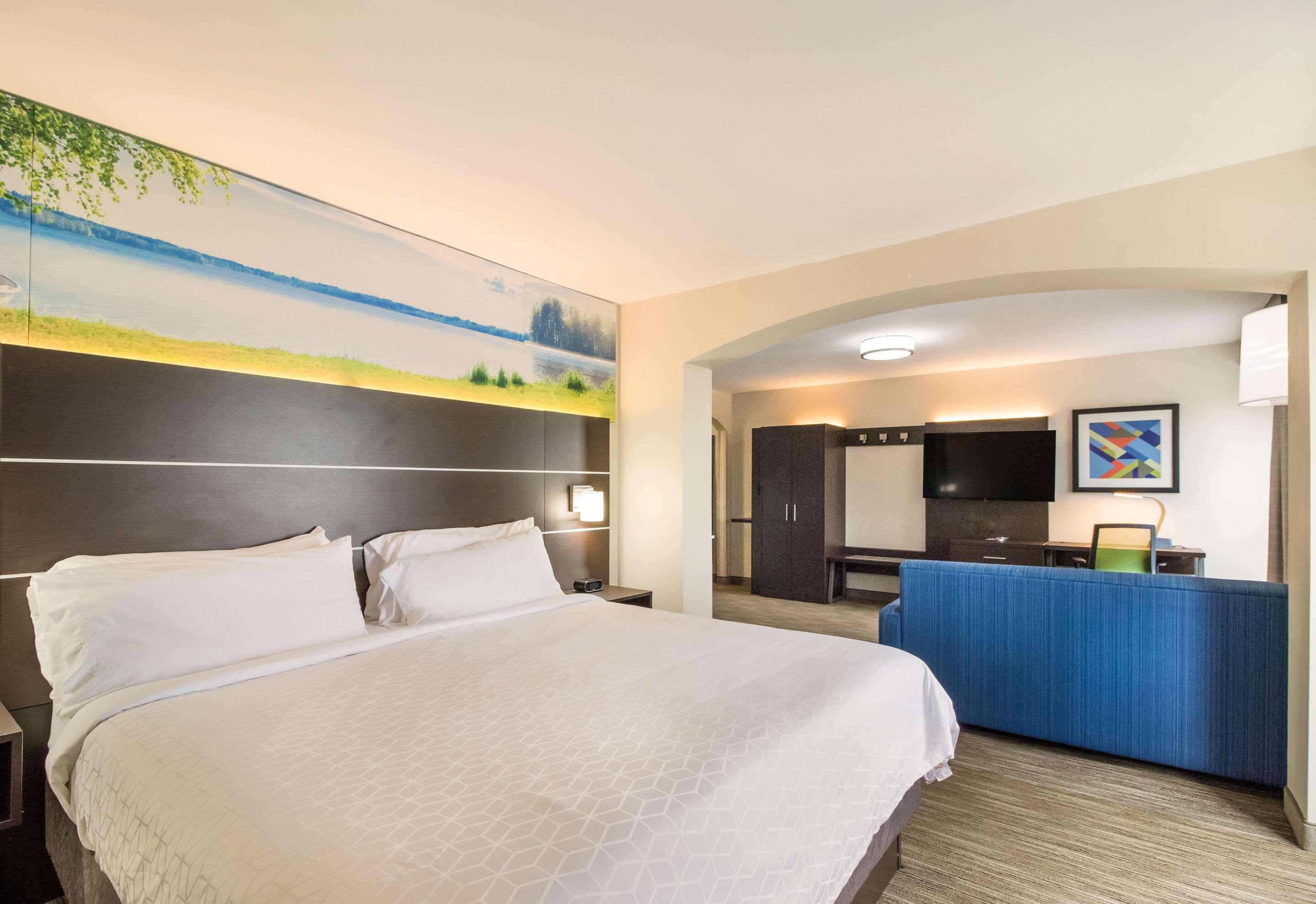 Hotel Clarion Pointe New Bern Exterior foto