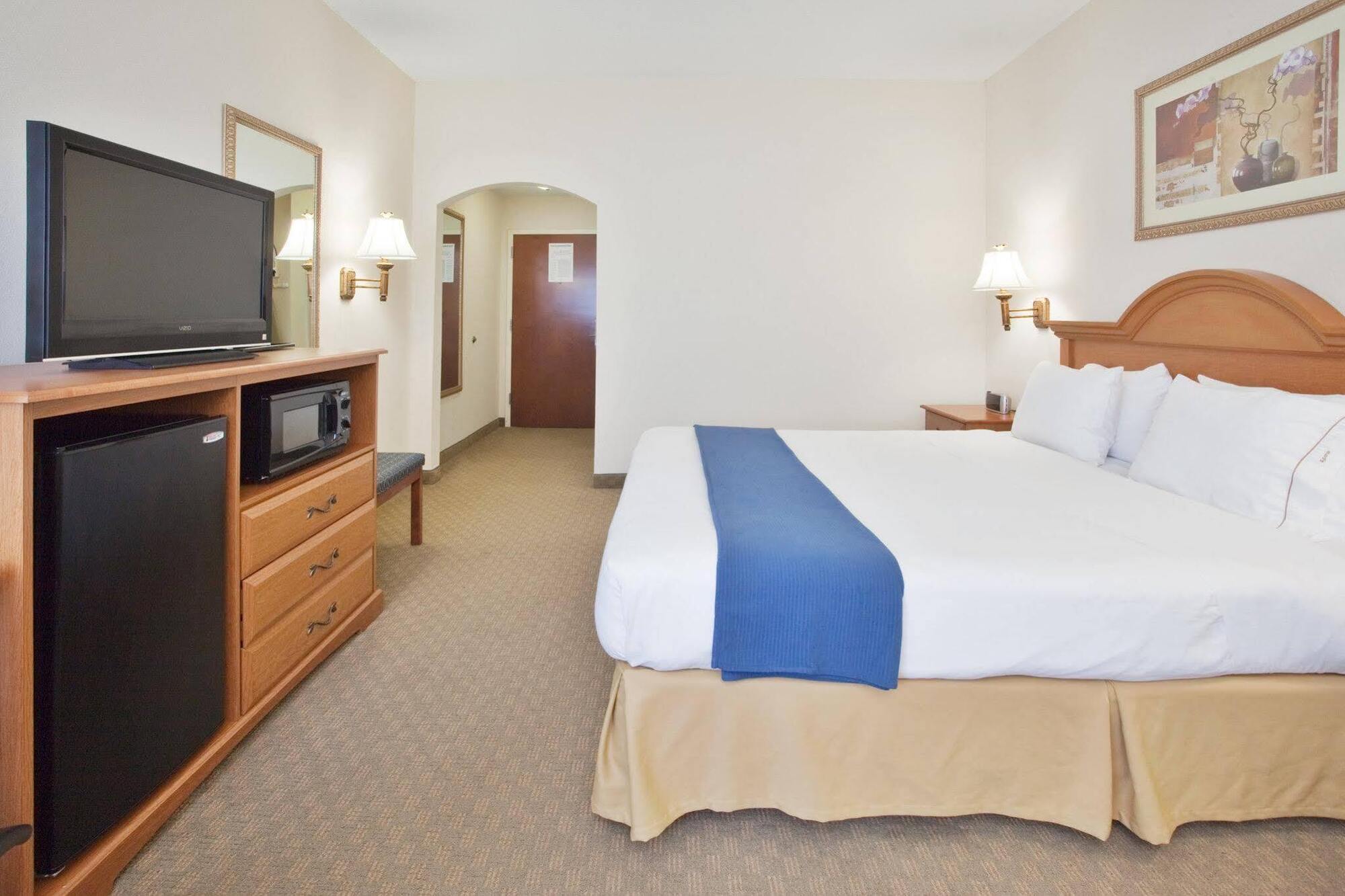 Hotel Clarion Pointe New Bern Exterior foto